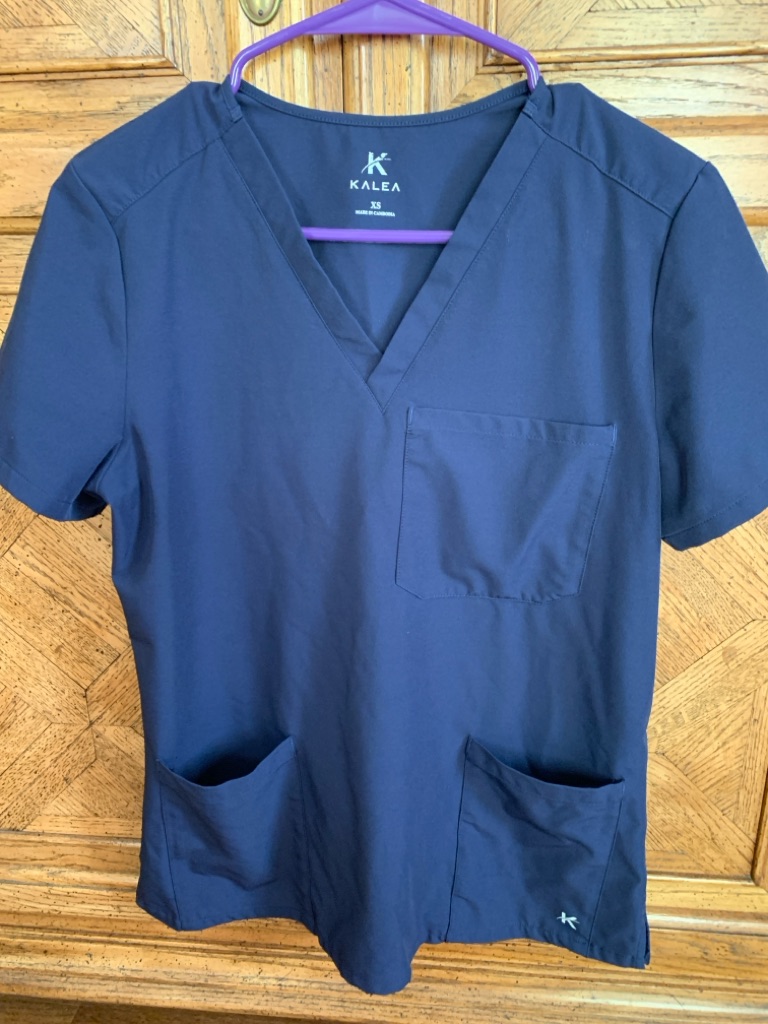 Women's Navy Short Sleeve V-Neck Scrub Top